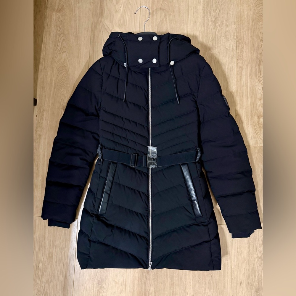 Brand new Rudsak Malaya mid-length fitted light puffer